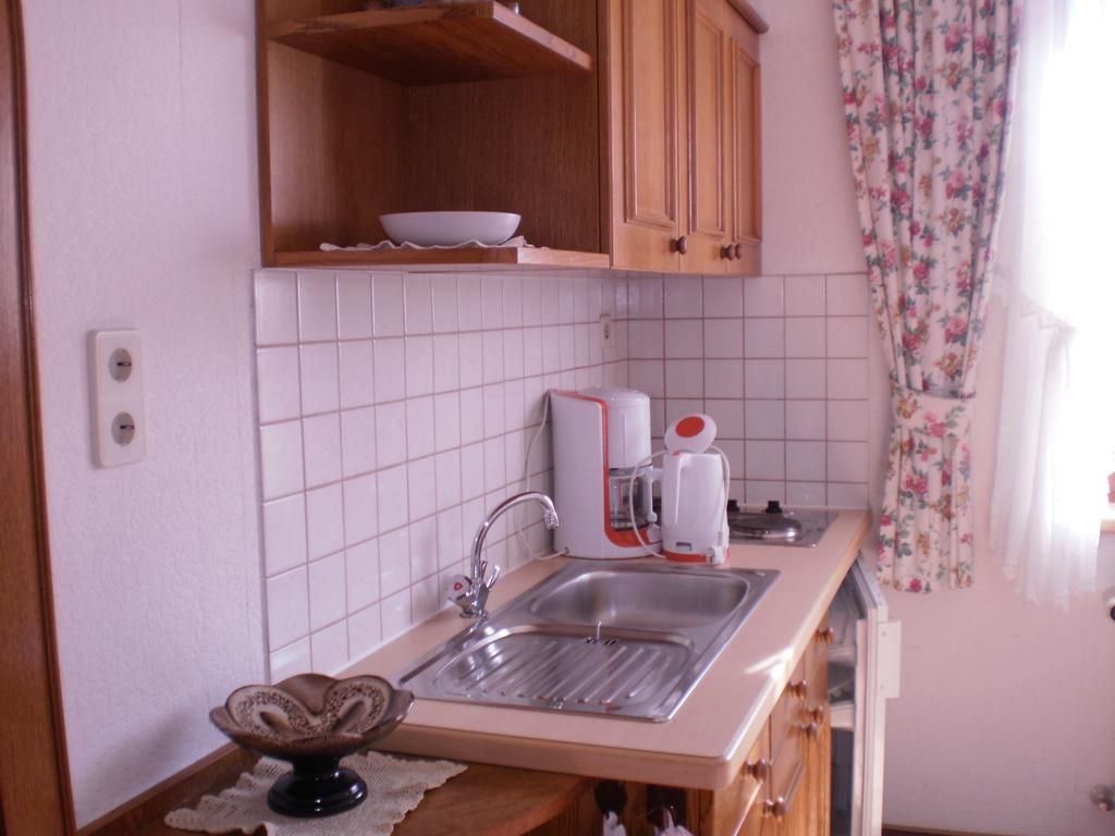Kotschach-Mauthen Pension Leyrer מראה חיצוני תמונה