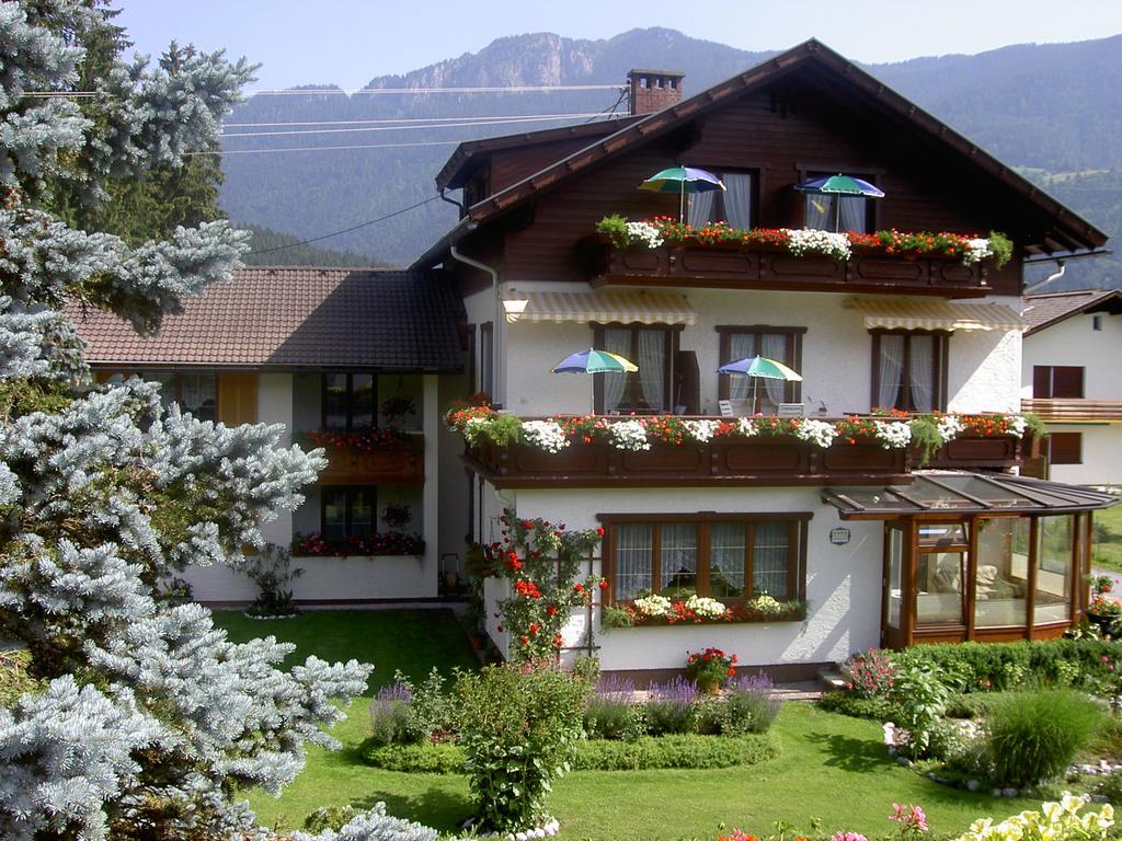 Kotschach-Mauthen Pension Leyrer מראה חיצוני תמונה